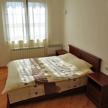 Guest house Petia Villas
